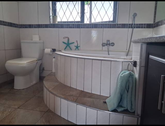 3 BEDROOM HOUSE FOR SALE IN BLUFF
